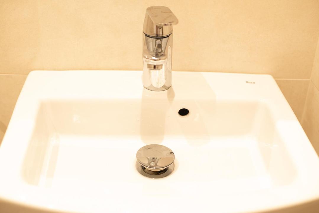 By Universitat Private Rooms برشلونة المظهر الخارجي الصورة